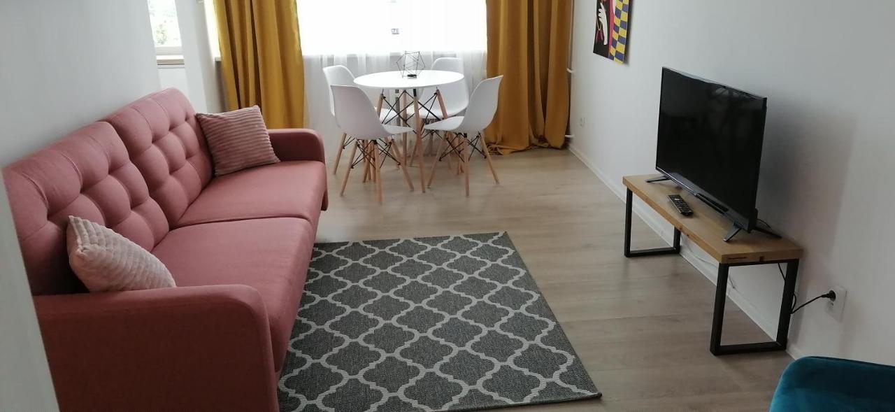 City Apartments Przy Szpitalu Згожелец Екстериор снимка